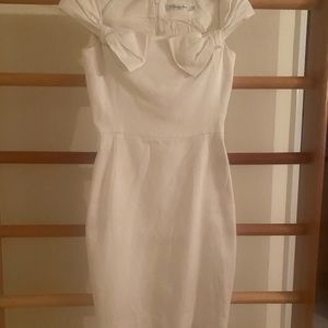 Christian Dior white dress with bows. FR38